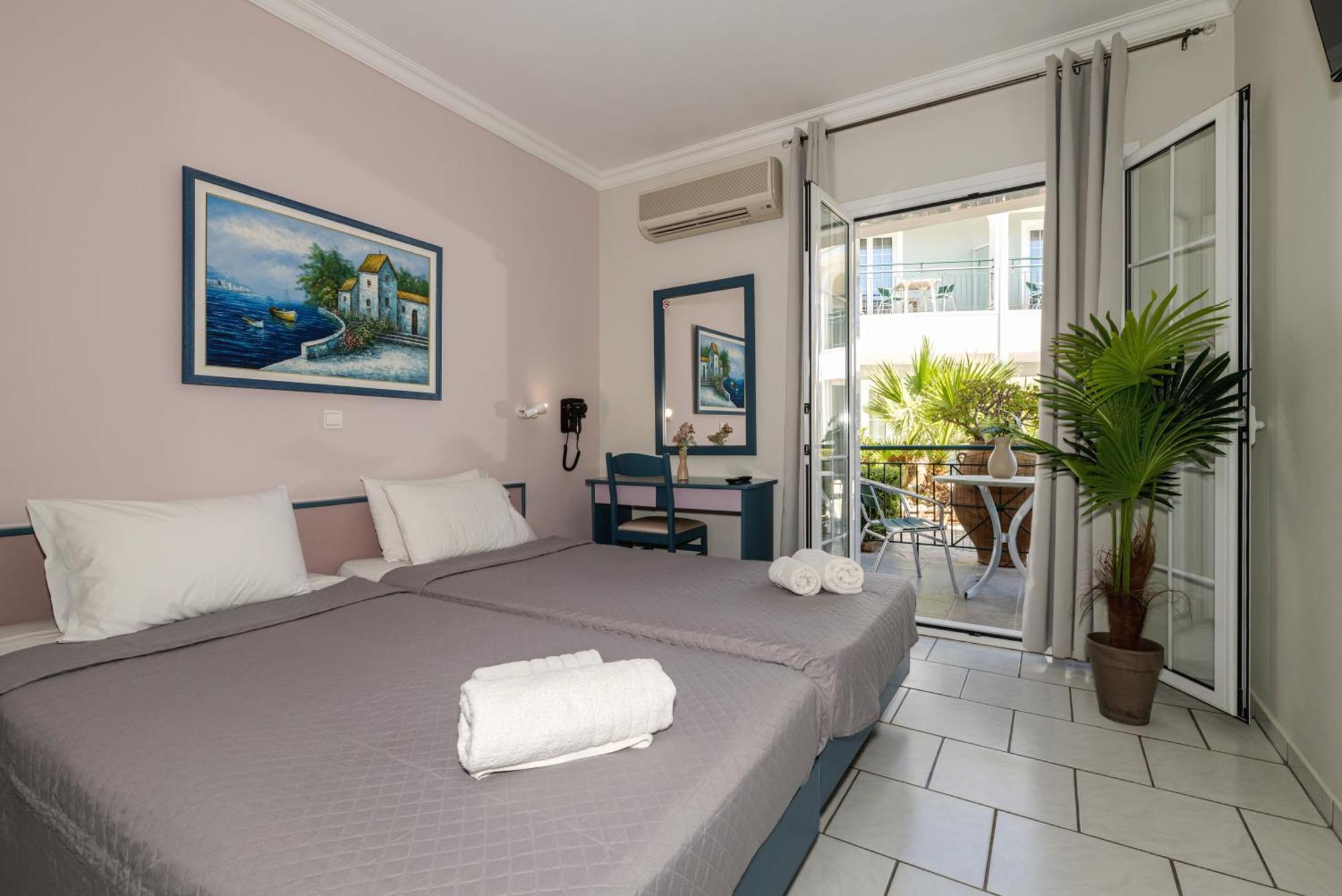 Sofia'S Hotel Kalamáki Kültér fotó