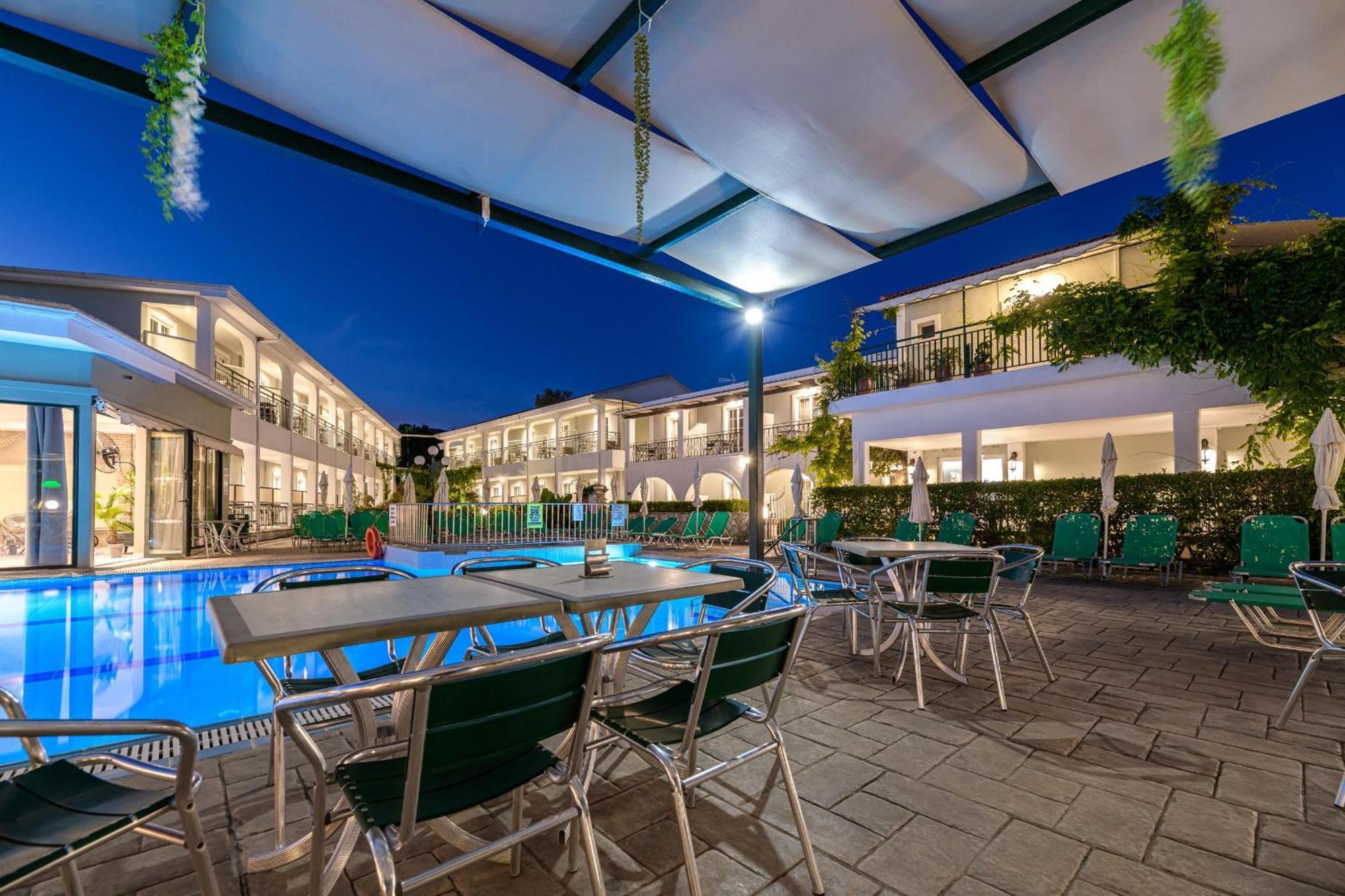 Sofia'S Hotel Kalamáki Kültér fotó