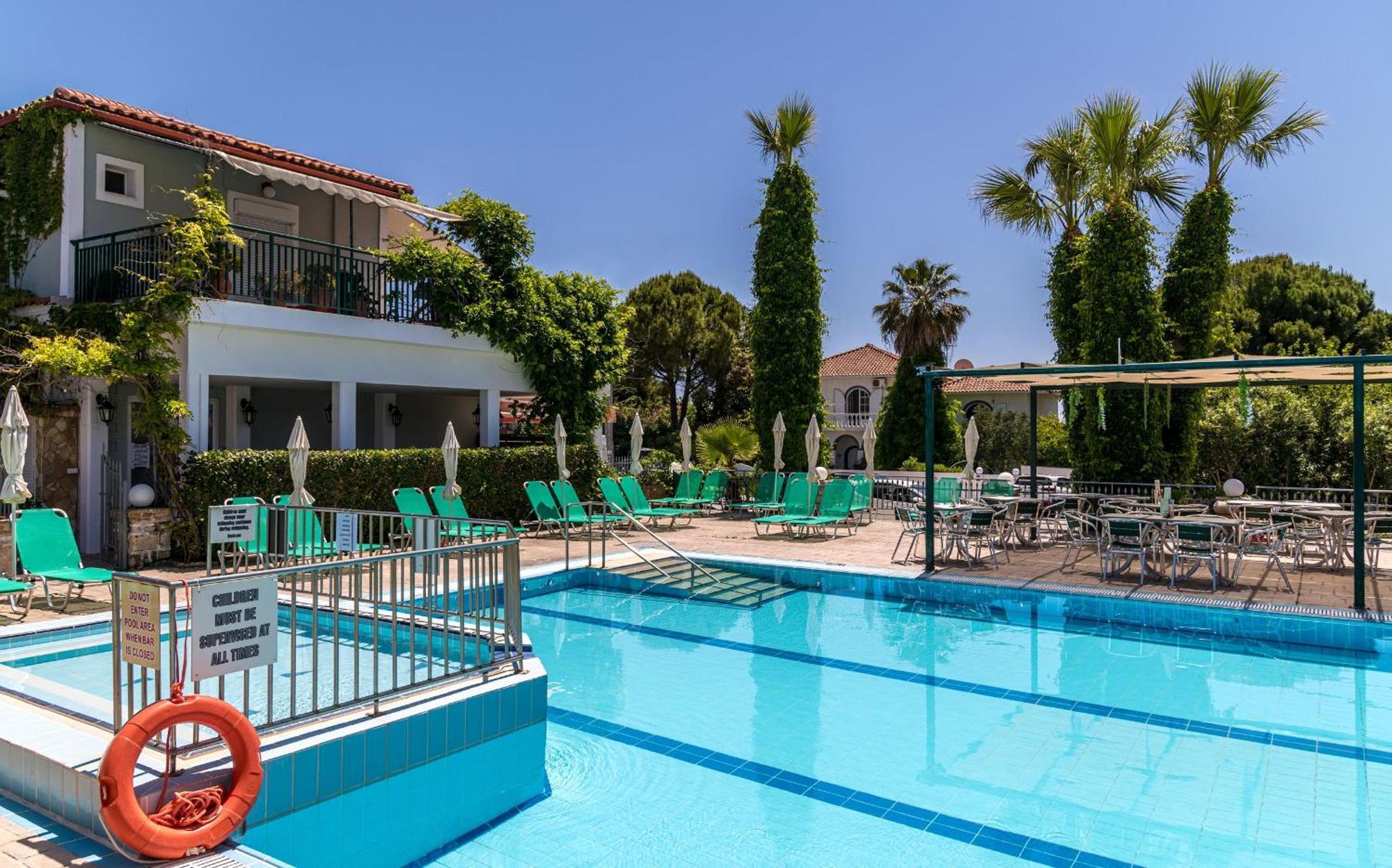 Sofia'S Hotel Kalamáki Kültér fotó